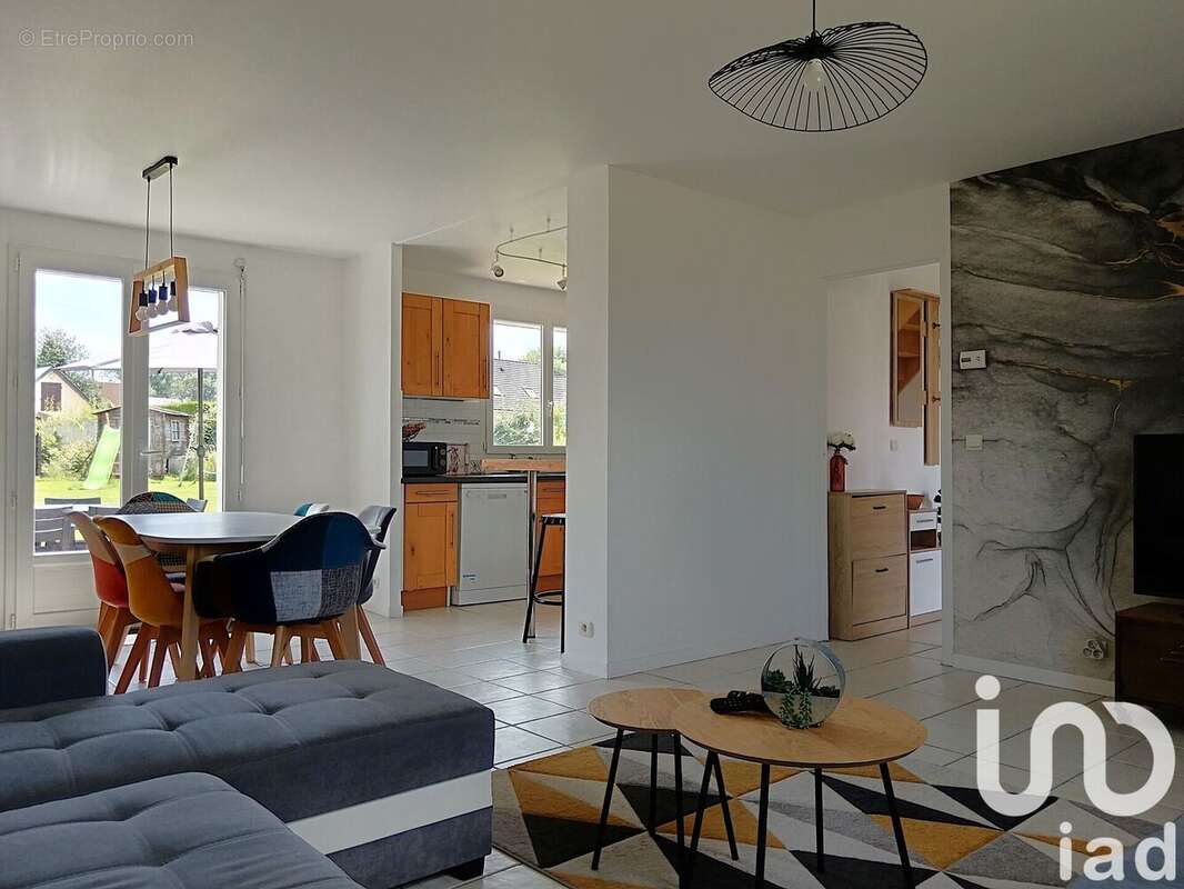 Photo 4 - Maison à BOISSEY-LE-CHATEL