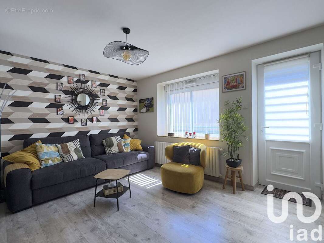 Photo 2 - Maison à VEZINNES