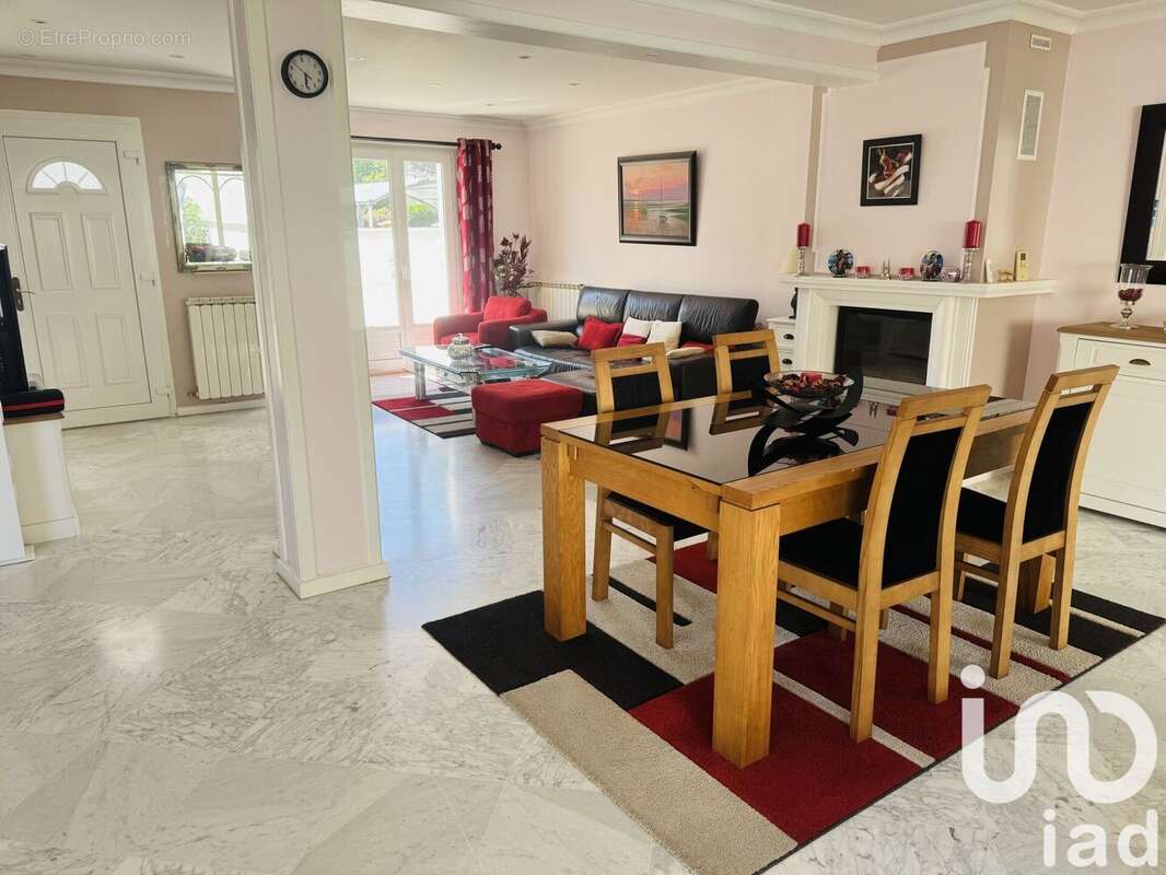 Photo 4 - Maison à MORANGIS