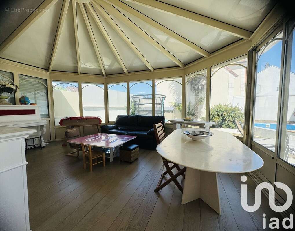 Photo 6 - Maison à MORANGIS