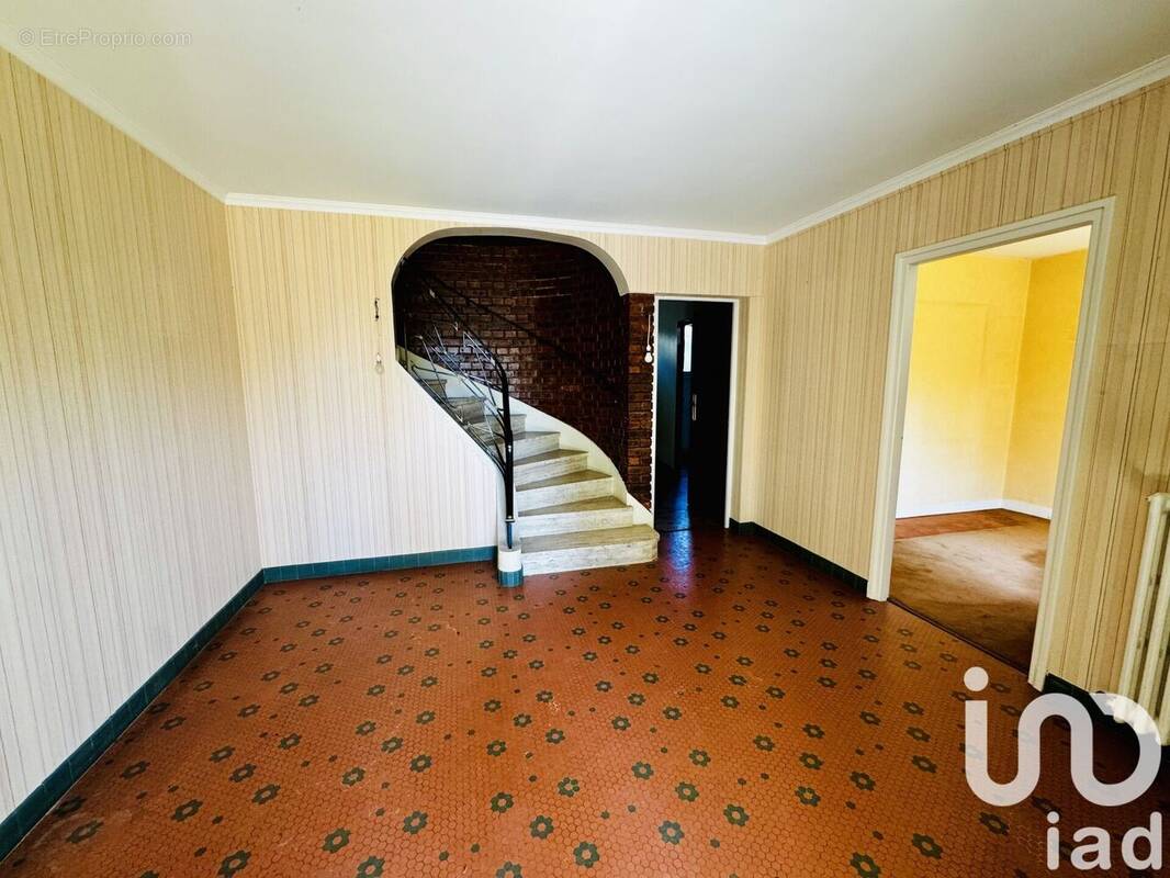 Photo 1 - Maison à MANDRES-LES-ROSES