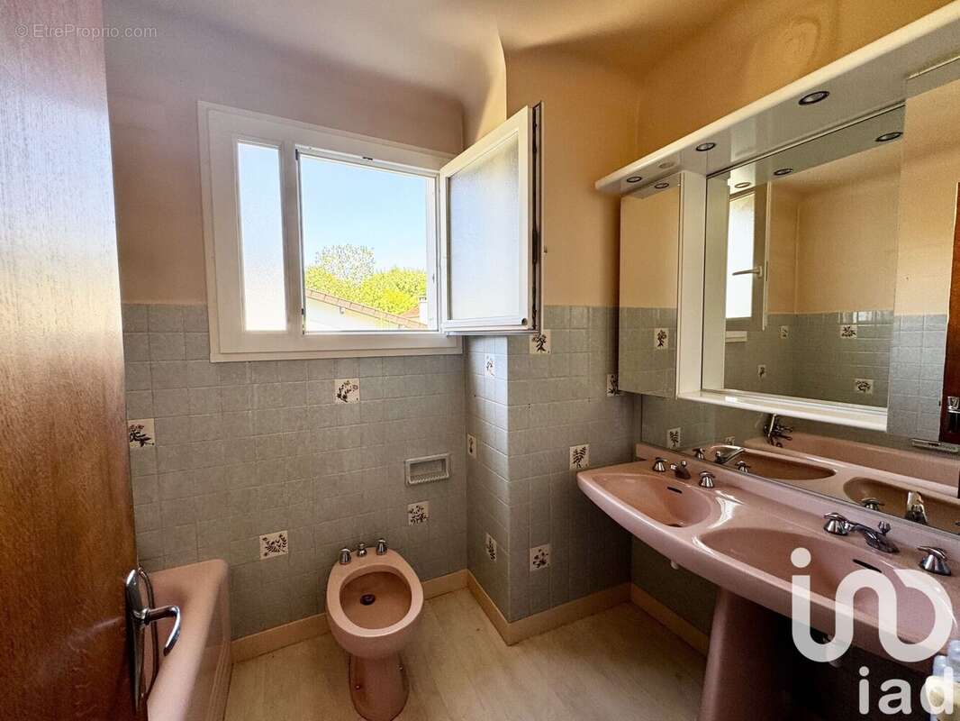 Photo 9 - Maison à MANDRES-LES-ROSES