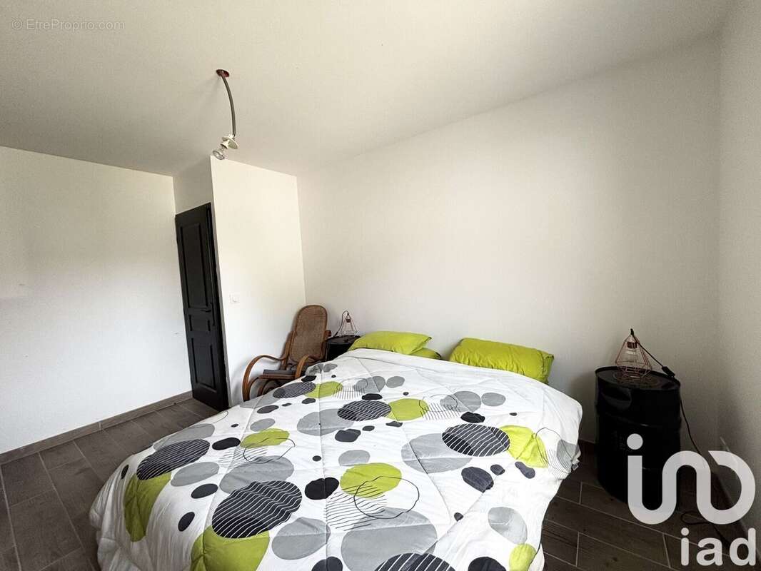 Photo 9 - Maison à ROMILLY-SUR-SEINE