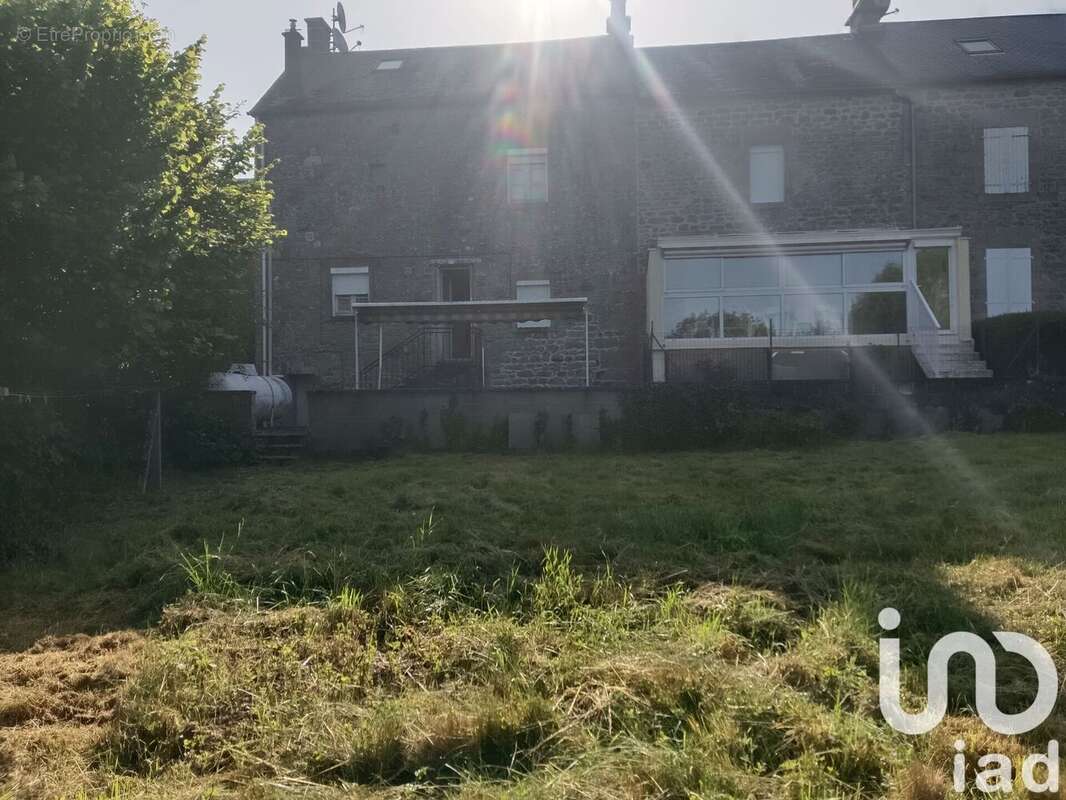 Photo 3 - Maison à TARNAC