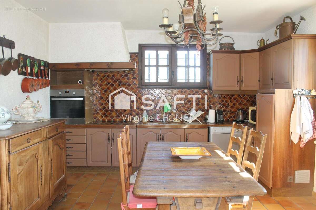 Photo 5 - Maison à SAINT-REMY-EN-ROLLAT