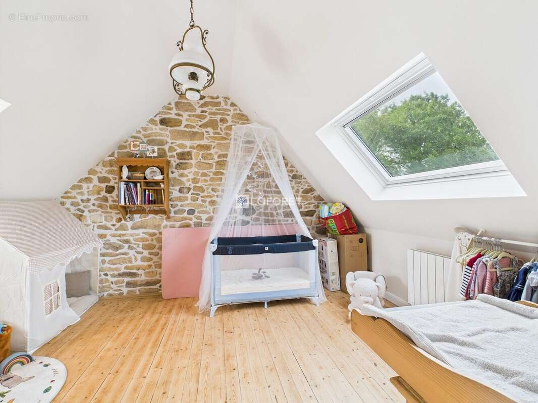 Maison à POULDREUZIC