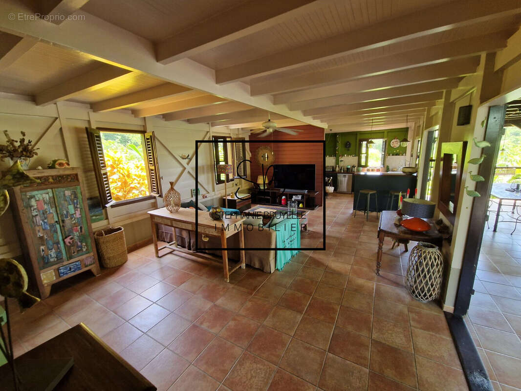 Maison à CASE-PILOTE