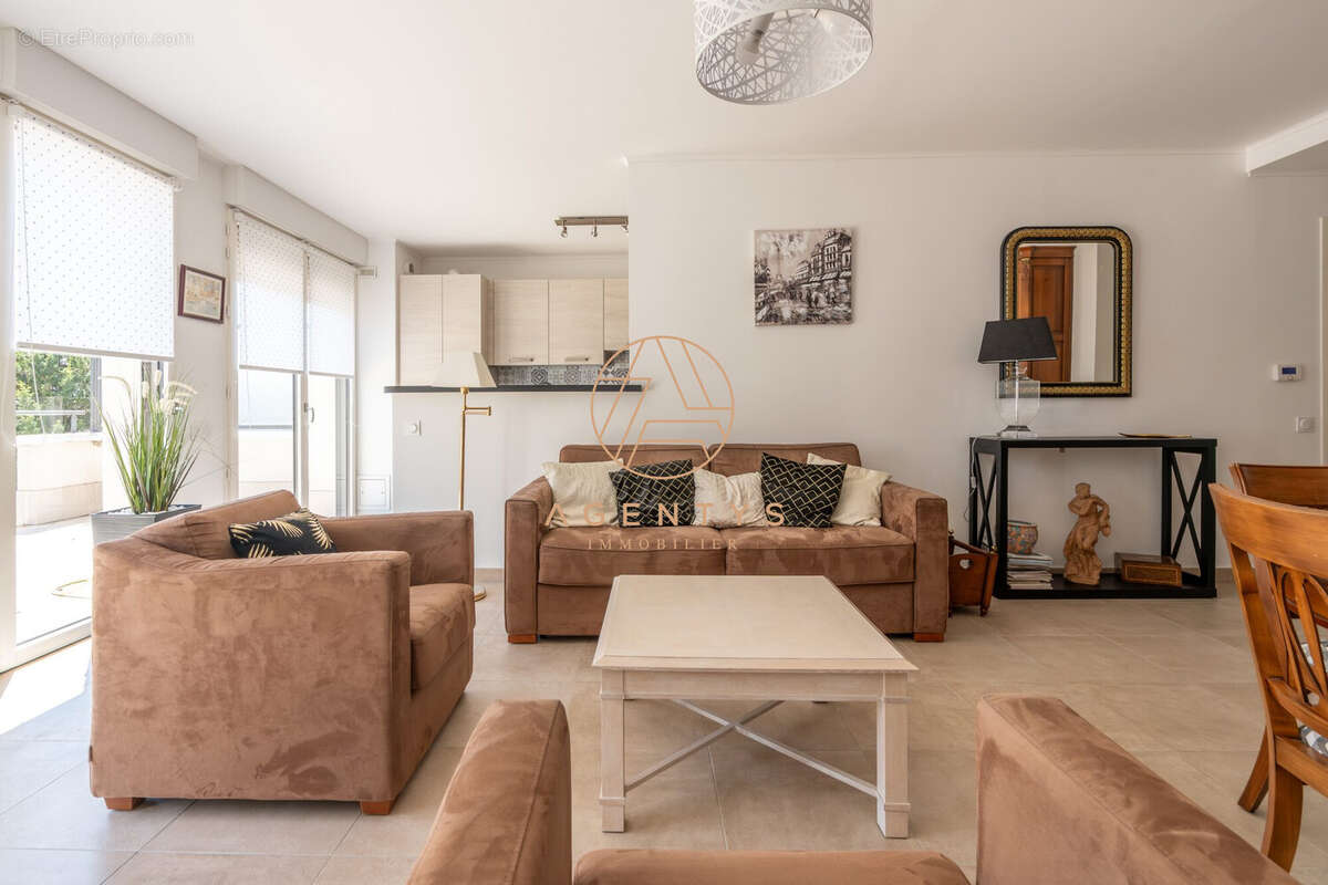 Appartement à LE PERREUX-SUR-MARNE