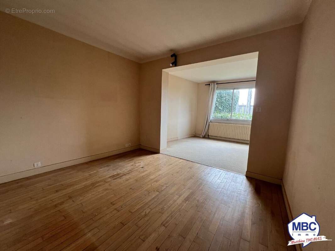 Maison à LA RENAUDIERE