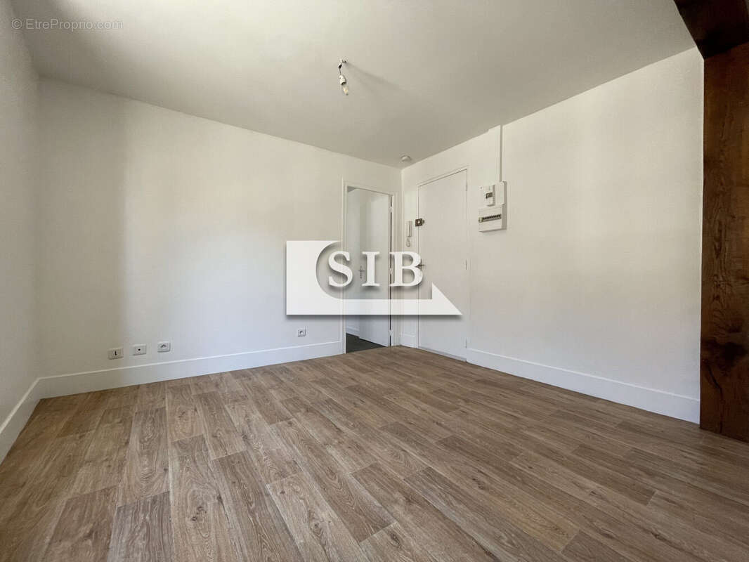 Appartement à LA VILLE-DU-BOIS