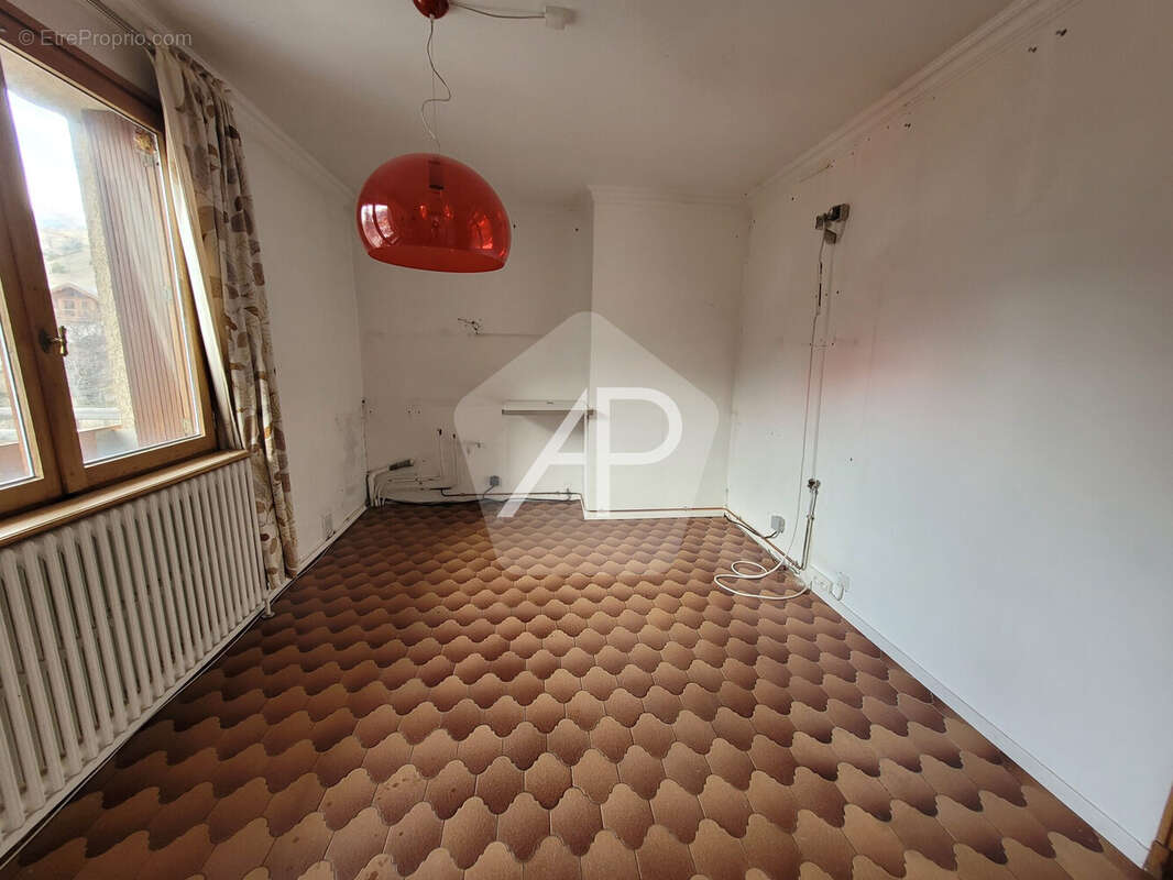 Maison à SAINT-CHAFFREY