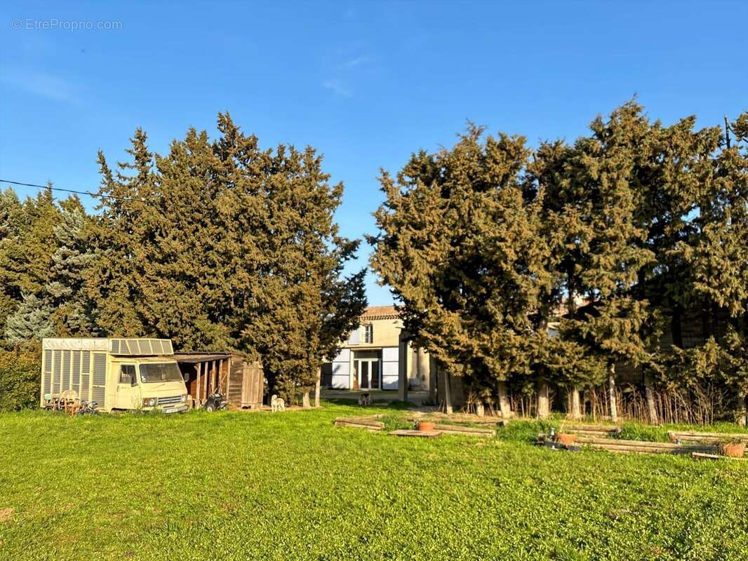 Maison à CHATEAURENARD