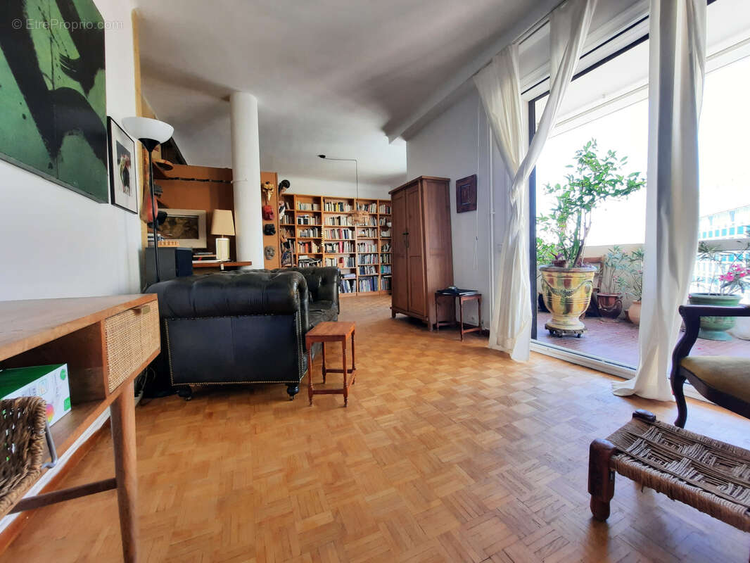 Appartement à NIMES