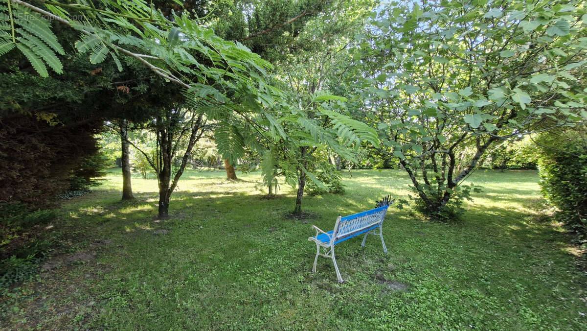 Maison à BOUTENAC-TOUVENT