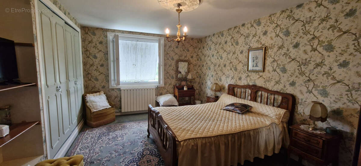 Maison à SAINTE-RAMEE