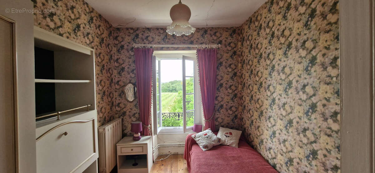 Maison à SAINTE-RAMEE