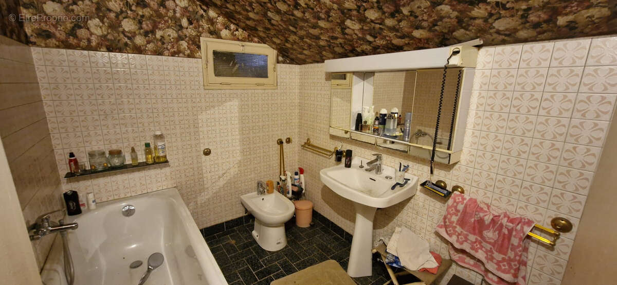 Maison à SAINTE-RAMEE