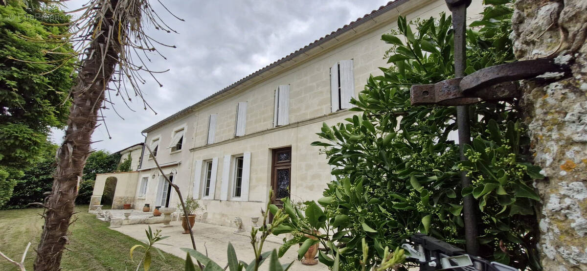 Maison à SAINTE-RAMEE