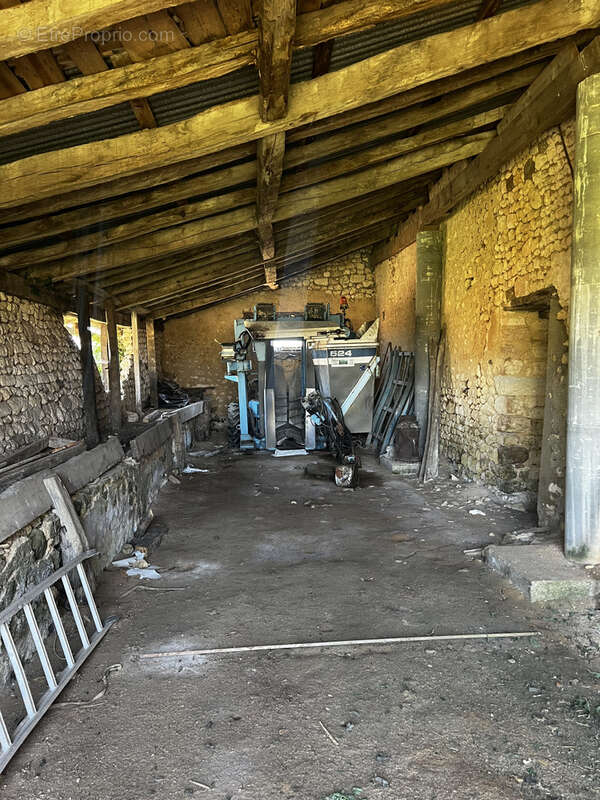 Maison à SAINT-BONNET-SUR-GIRONDE