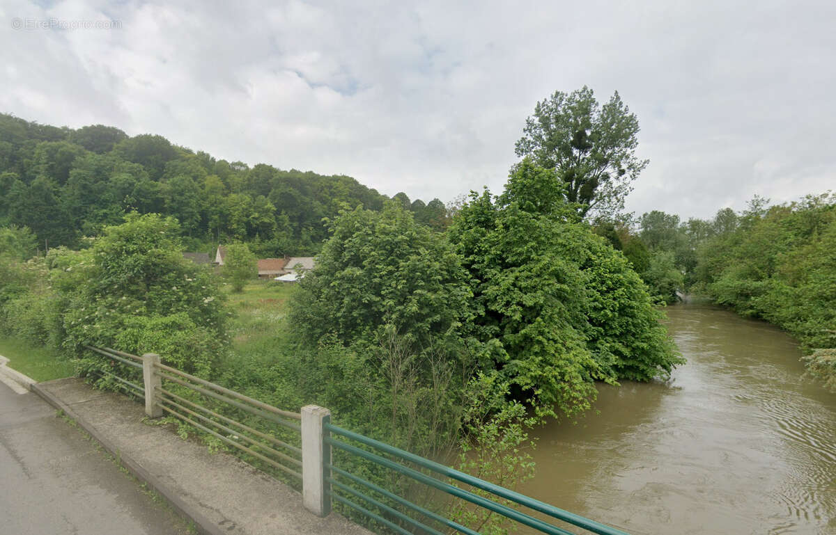 Maison à BEAURAINVILLE