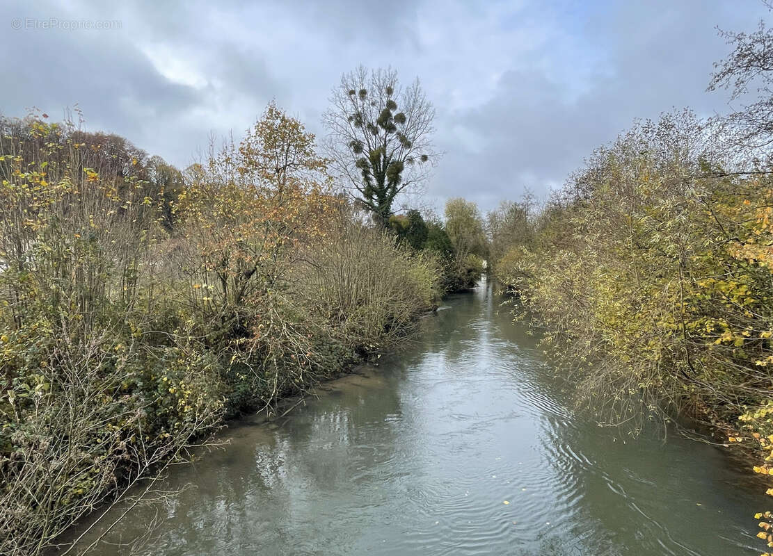 Maison à BEAURAINVILLE