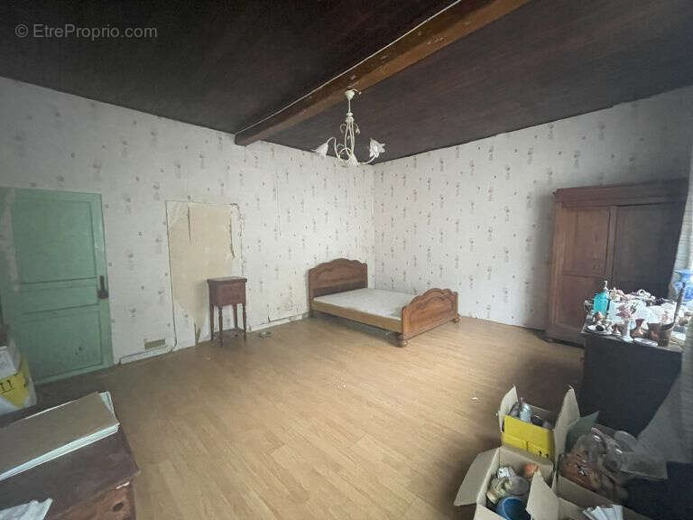 Maison à BEAURAINVILLE