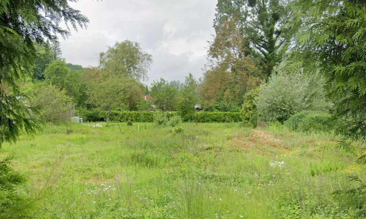 Maison à BEAURAINVILLE