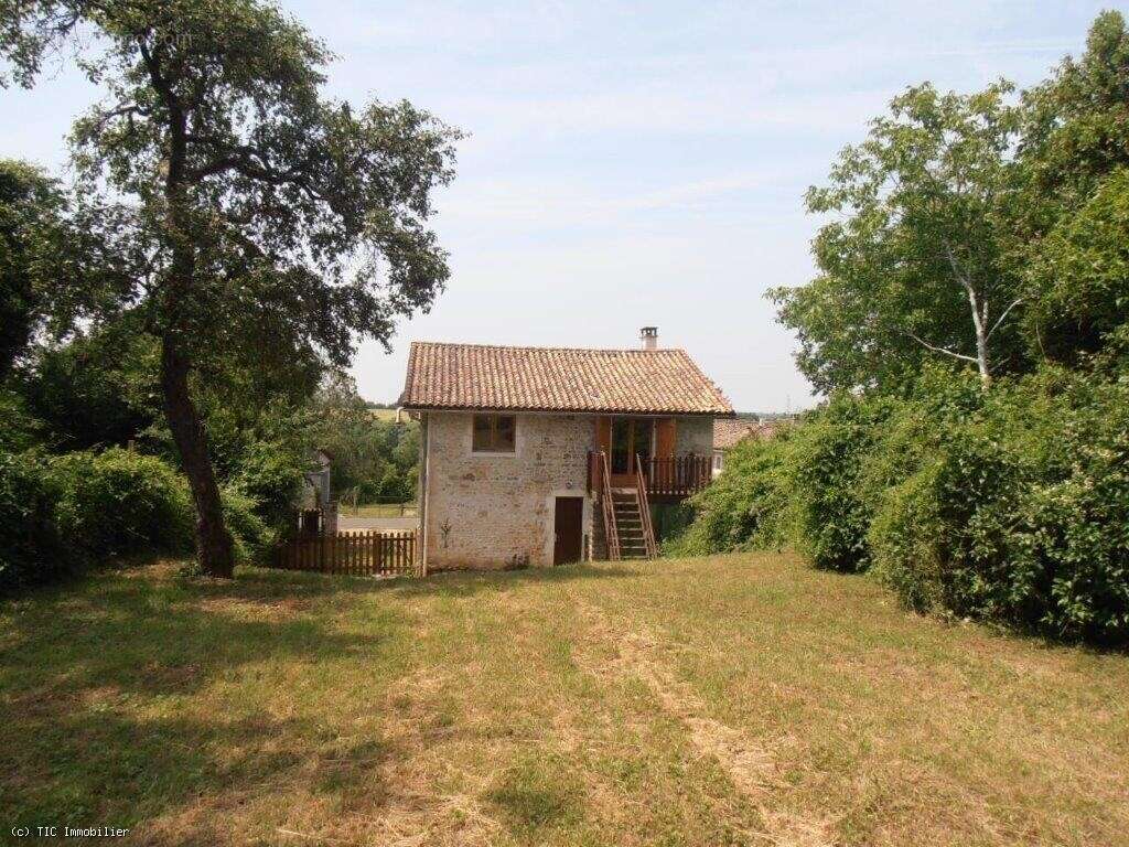 Maison à RUFFEC