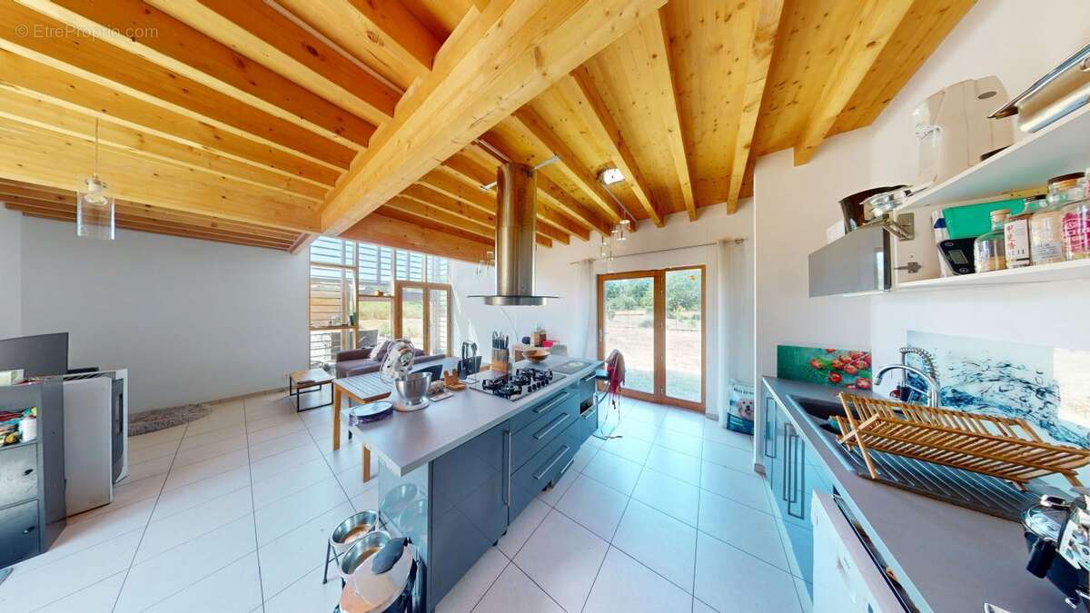 Maison à COSNE-COURS-SUR-LOIRE