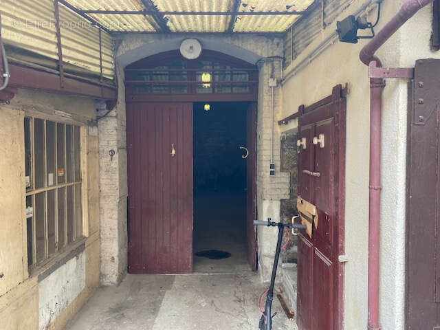 Autre à SAINT-ETIENNE