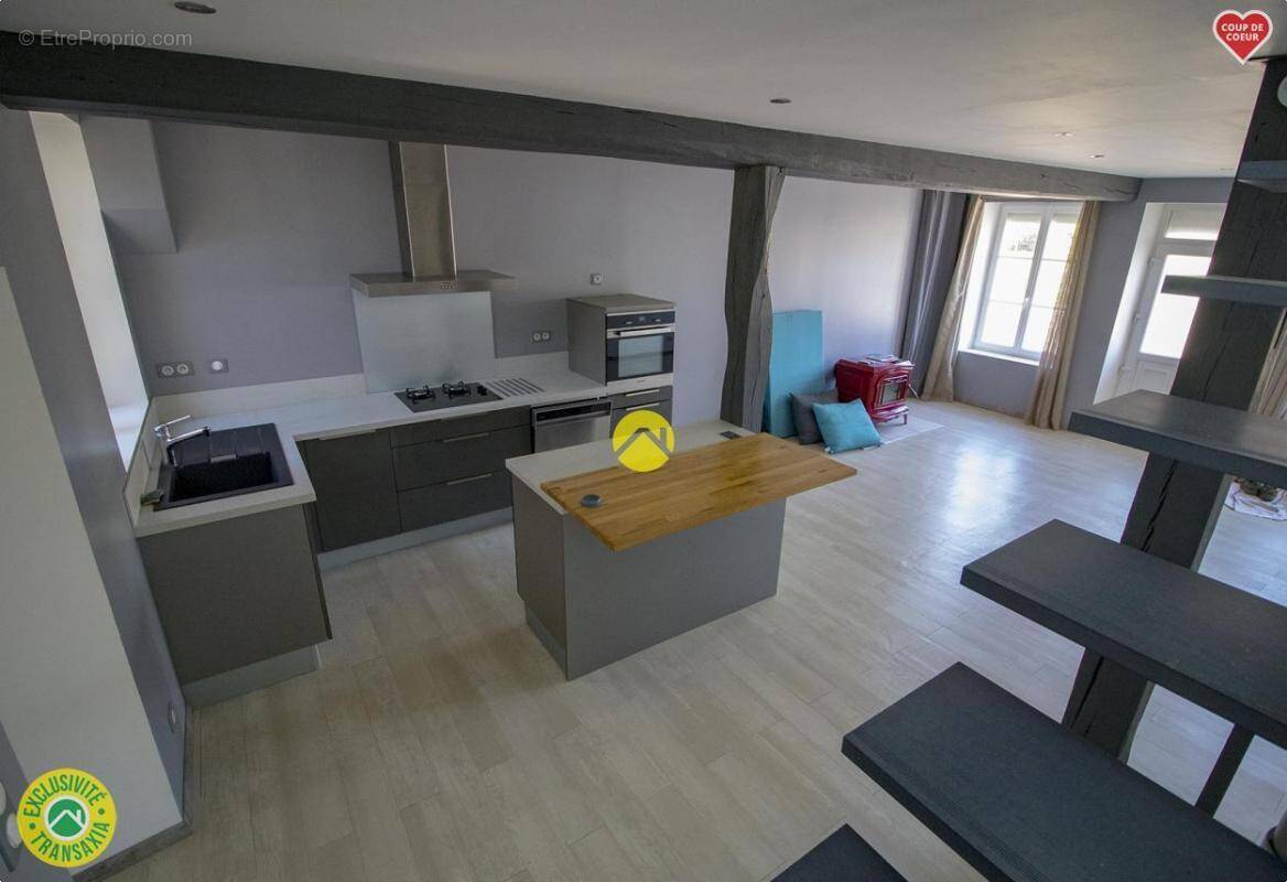 Maison à AUBIGNY-SUR-NERE