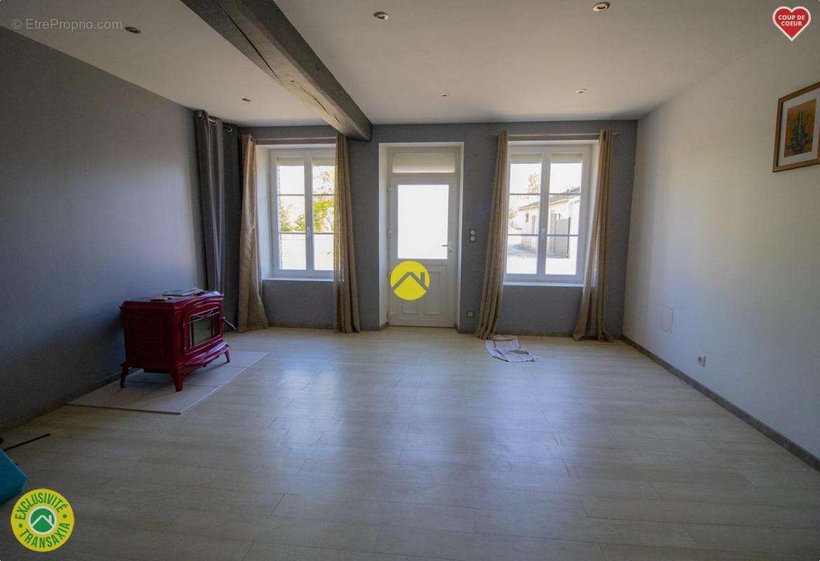 Maison à AUBIGNY-SUR-NERE