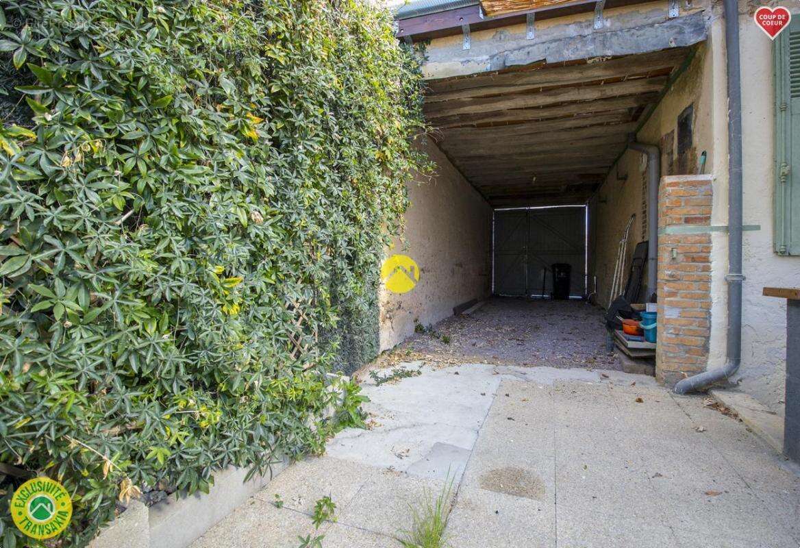 Maison à AUBIGNY-SUR-NERE