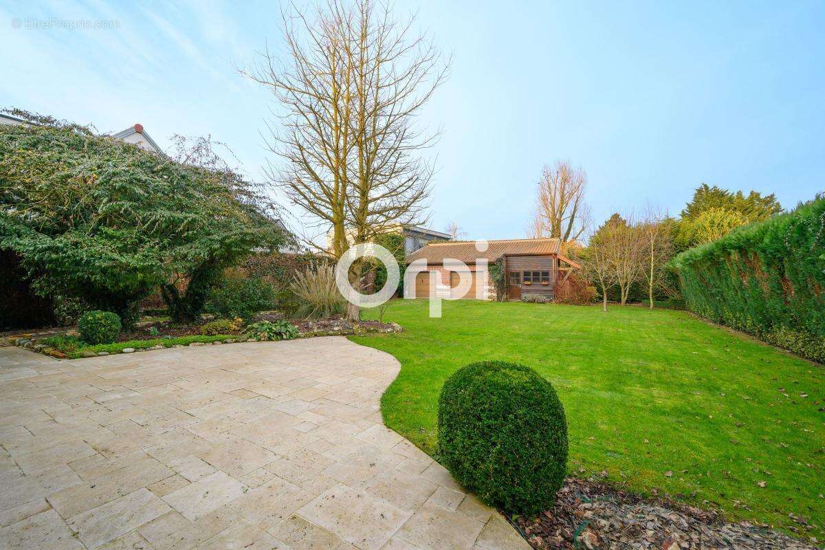 Maison à GONDECOURT