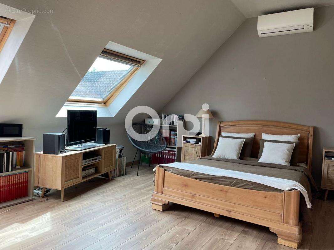 Maison à GONDECOURT