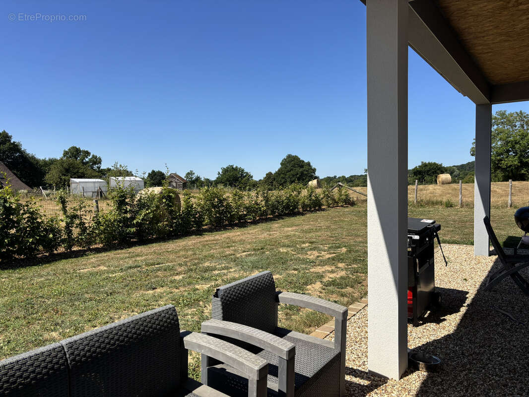 Maison à LE MELE-SUR-SARTHE