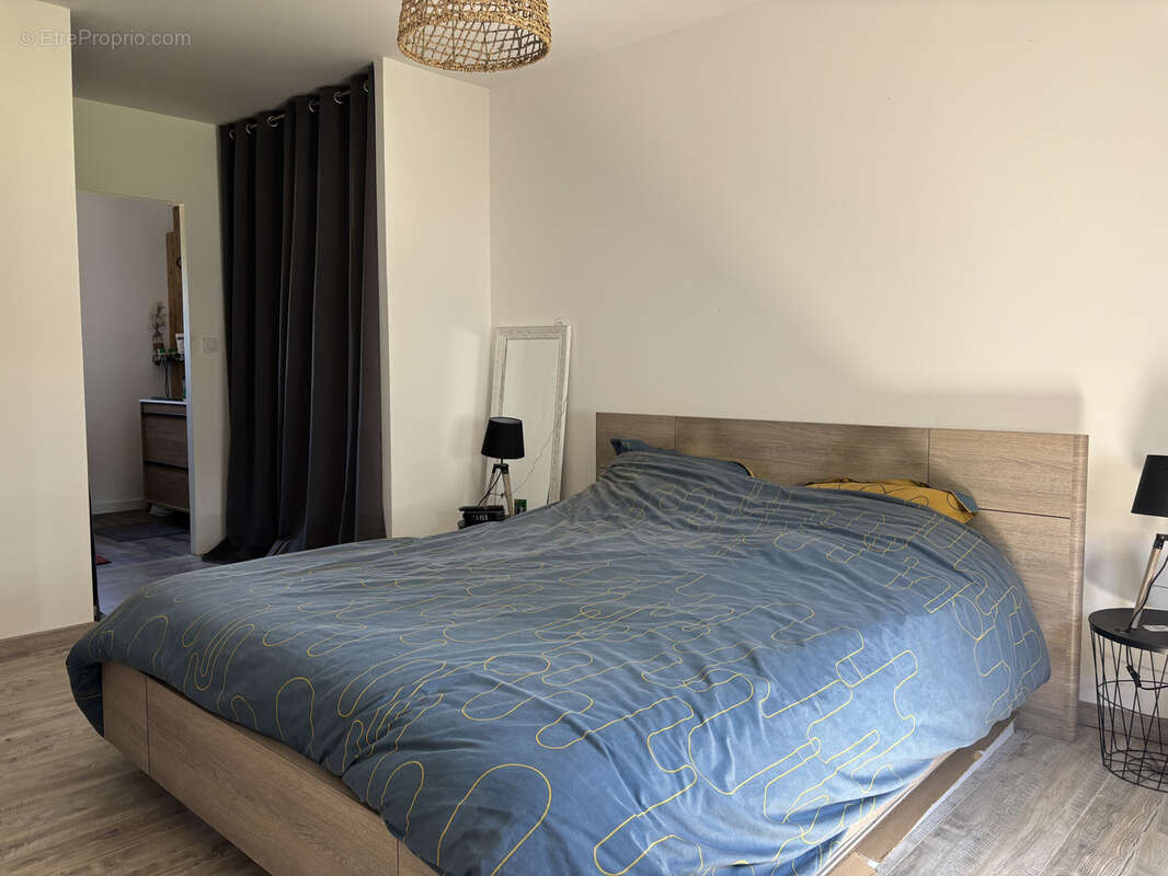 Maison à LE MELE-SUR-SARTHE