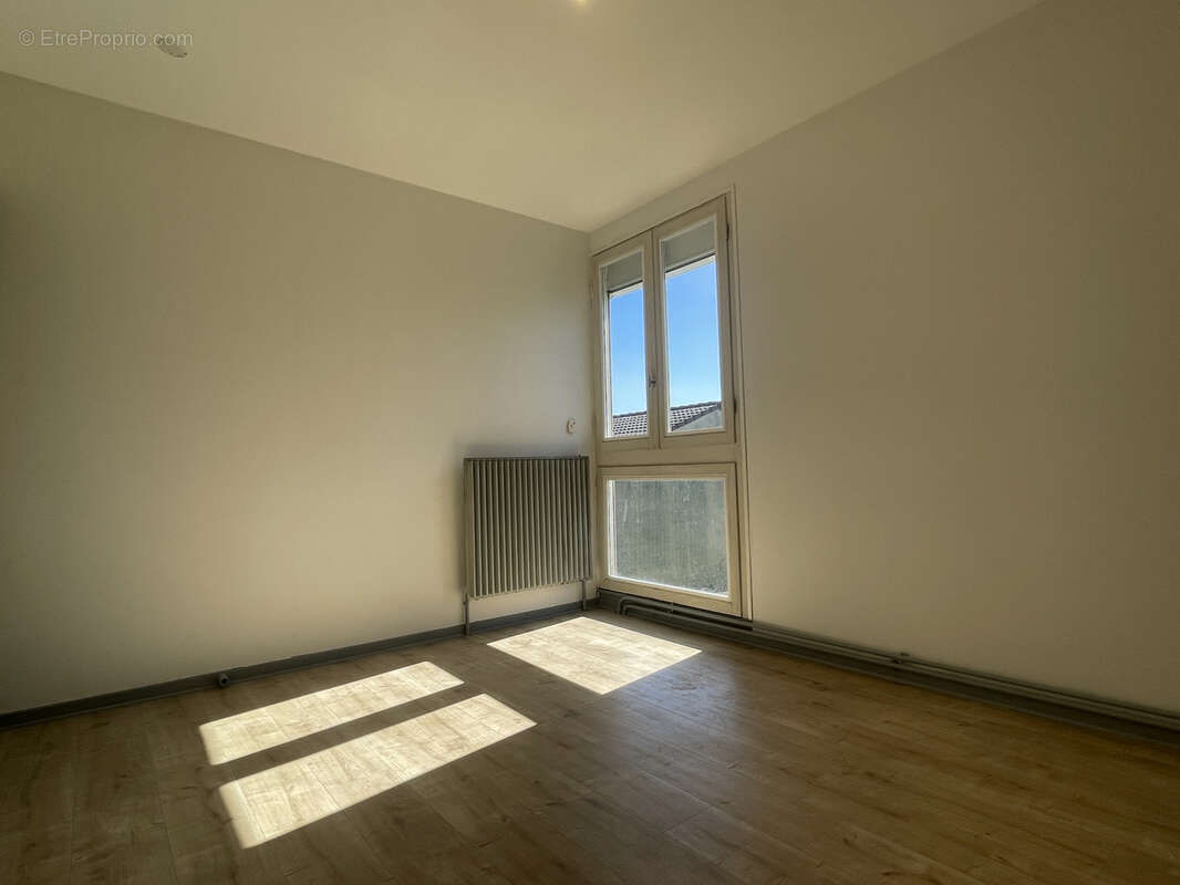 Maison à SAINTE-BAZEILLE