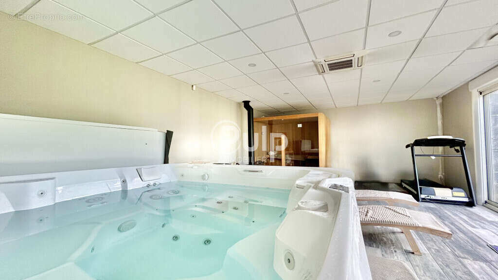 Maison à GIVENCHY-EN-GOHELLE