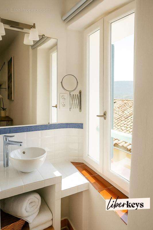 Maison à MOUSTIERS-SAINTE-MARIE