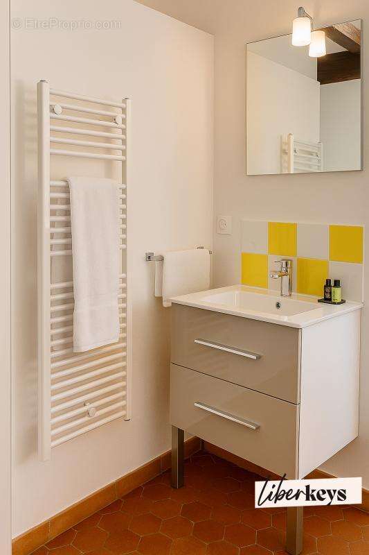 Maison à MOUSTIERS-SAINTE-MARIE