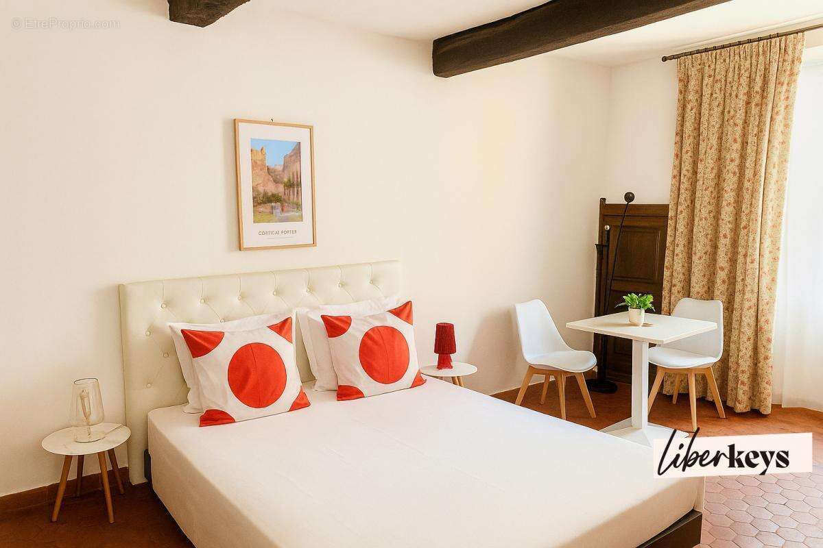 Maison à MOUSTIERS-SAINTE-MARIE