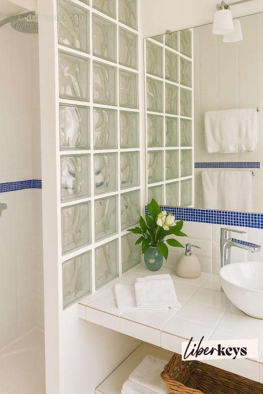 Maison à MOUSTIERS-SAINTE-MARIE