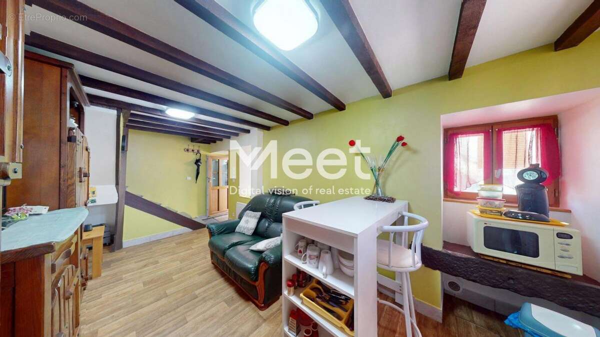 Maison à AISY-SUR-ARMANCON