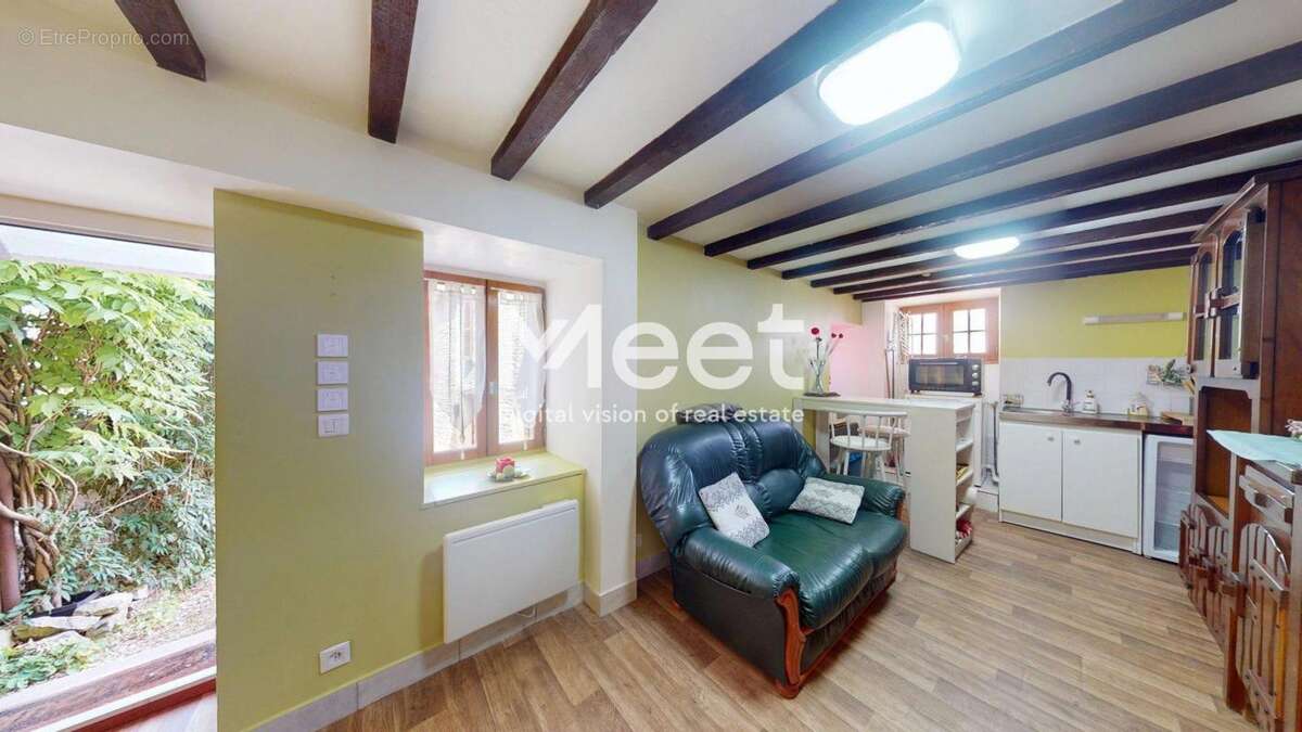 Maison à AISY-SUR-ARMANCON