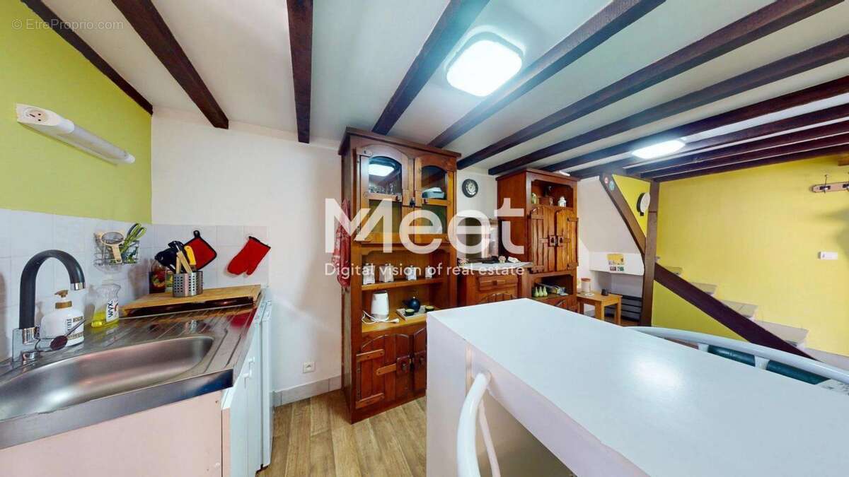 Maison à AISY-SUR-ARMANCON