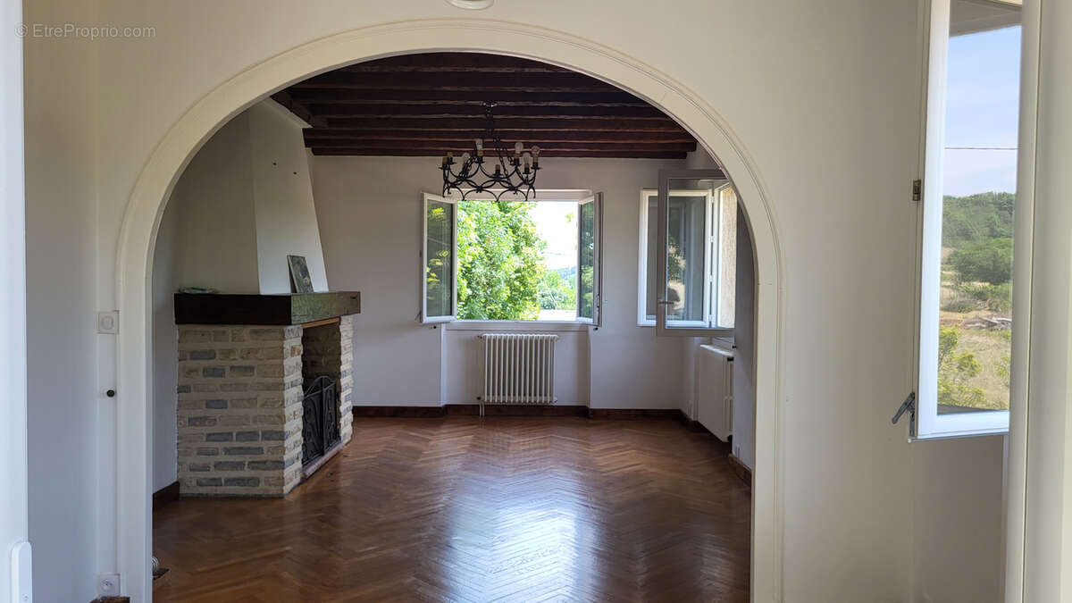 Maison à GRAND-BRASSAC