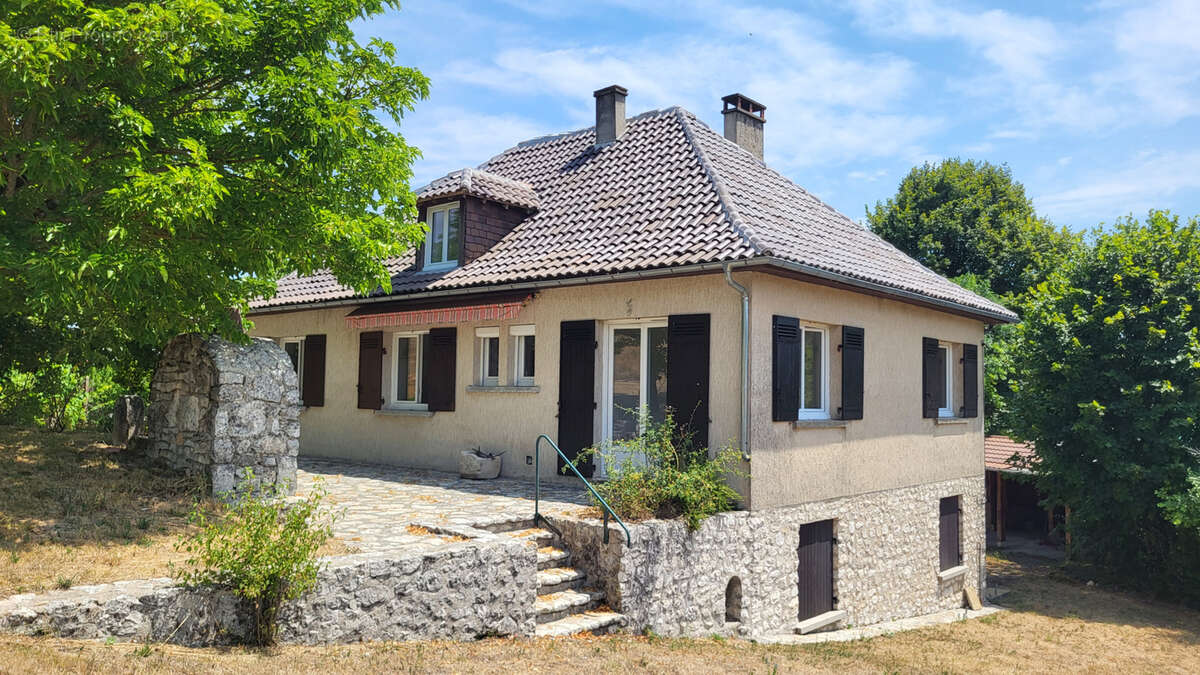 Maison à GRAND-BRASSAC