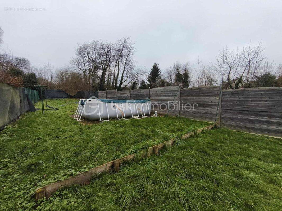 Maison à MAY-EN-MULTIEN