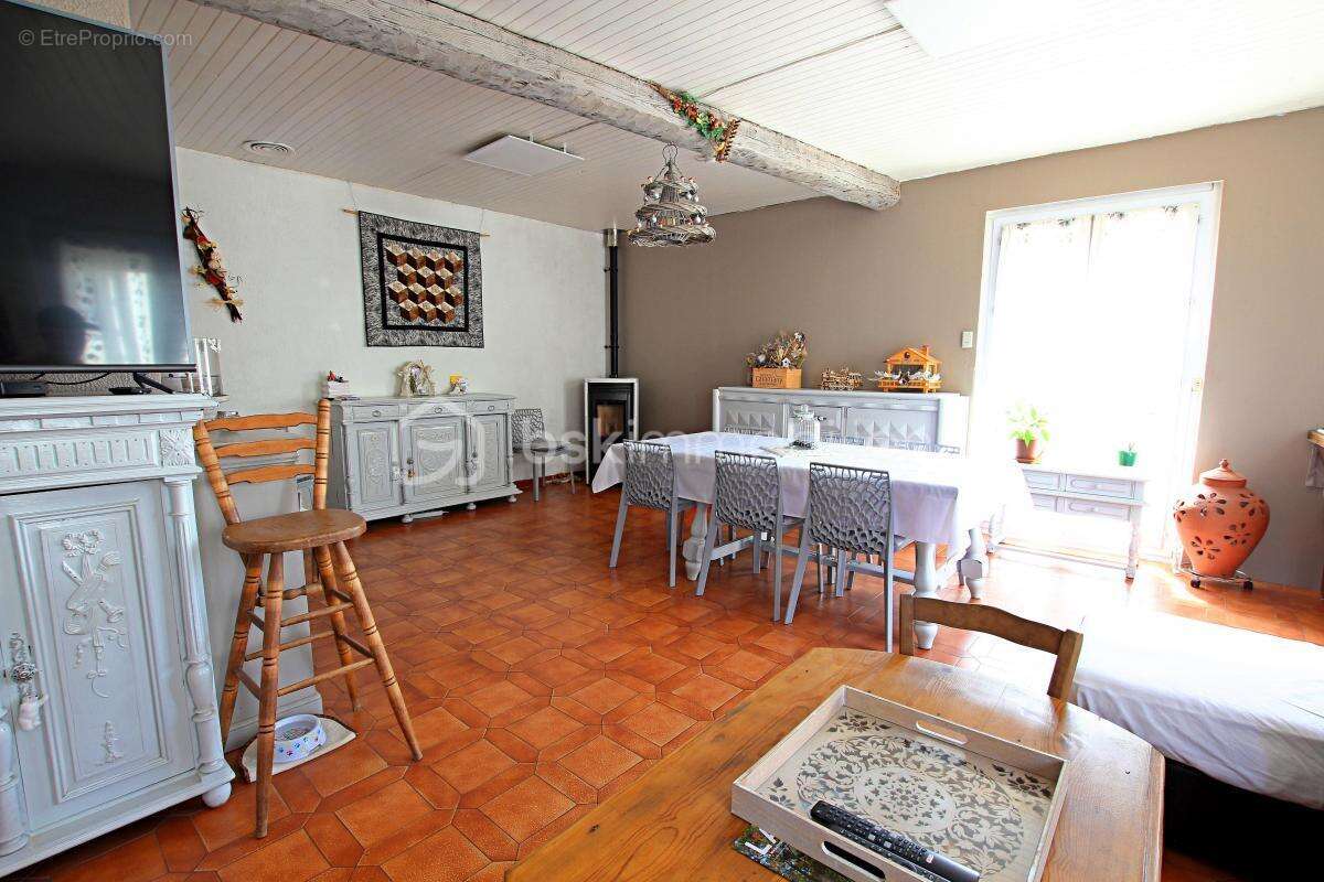 Maison à VILLELONGUE-DE-LA-SALANQUE